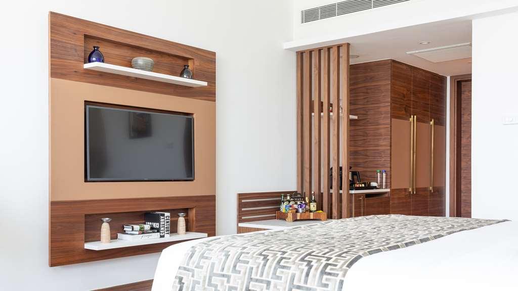 Emara Ole-Sereni Nairobi Room photo