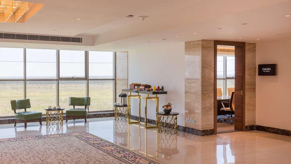 Emara Ole-Sereni Nairobi Room photo